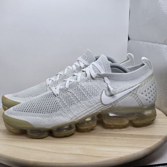 Size 11 - Nike Air VaporMax Flyknit 2 Pure Platinum Comfort Shoes Sneakers - Picture 1 of 9